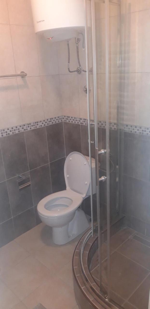 Apartmani Radovic 2 บุดวา ภายนอก รูปภาพ